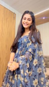 Megha Chakraborty Instagram - Mujhko yaad satay teri😂

#meghachakraborty #funny #fun #entertainment #reelsindia #reelitfeelit #reelkarofeelkaro