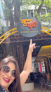 Megha Dhade Instagram - Recently we had a delicious treat @sukasukhi by Mahesh Manjrekar Sir. Their Black chicken, Bombil fry , karandi , sukat (Dry fish )and kheema Pav is to die for 😋. The masale and vatan is sourced direct from  Medha Madam and Manjrekar Sir’s home. We were perfectly hosted by Satya and were thoroughly impressed by his hospitality and the hard work he putting to take this takeaway joint to the next level. All the best @satyamanjrekar ,Medha Madam and @maheshmanjrekar Sir !!! 
Guyssss Do visit or Order this delicious food from @sukasukhi , u can order through #swiggy #zomato #thrive 
Contact: +91 9040036969