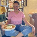 Meghana Gaonkar Instagram - Word: Epicure. Meaning: Someone who delights in fine food! 🤍