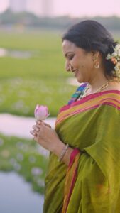 Meghana Gaonkar Instagram - “My first memory of loving a saree and its beauty is definitely my mother’s saree. I vividly remember her draping a traditional south indian silk saree with a handcrafted gold border. She looked absolutely stunning in the saree paired with gold jhumkas, a gold necklace, beautiful bangles, fresh mallige flowers wrapped around her bun and a simple bindi. 

She walked into the kitchen to prepare a meal for the family and that was the most beautiful sight I had ever seen. I cherish that memory till date, still wondering if I could look that beautiful in a saree. 

Having my roots in North karnataka, my love for ilkal sarees is profound. Ilkal sarees have a special place in my heart because it reminds me of my roots and how rich and unique one’s culture is.” ~ @meghanagaonkar 

Meghana Gaonkar, a prominent figure in the Sandalwood industry, kickstarted her career in 2010 and quickly gained recognition for her remarkable performances in “Shivaji Surathkal” and “Charminar.” With her undeniable talent, she effortlessly breathes life into her characters, leaving a lasting impact on audiences. Meghana’s captivating aura, fun-loving nature, and humble personality have endeared her to fans, allowing her to carve a special place in their hearts. We can’t wait to see her on the big screen soon and we’re sure you are excited too!!

Everyone has a story about the first time they fell in love with a saree!

We would love to hear about your #BacktoTraditions story, one that’s been in your family for a long time, that you’ve adopted and made your own! 

Comment and tell us your #NerigeBackToTraditions story and win a coupon worth INR 1000 from us and also get featured on our page! ❤️

In frame: @meghanagaonkar 
Conceptualised by: @shashanksivapurapu
Styled by: @poojanadig
MUA: @makeupstoriesbyyashaswini