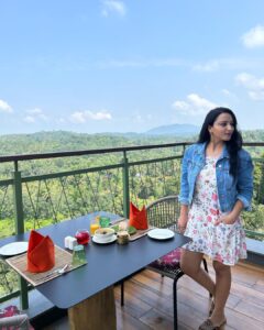 Meghana Gaonkar Instagram - Breakfast with a view🤌 
~
@greattrailswayanad @greattrailsbygrt 
#Wayanad #Kerala #BreakfastWithAView