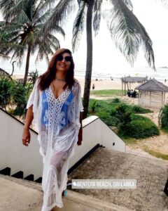 Meghna Naidu Instagram - Have a wonderful day everyone 😊 

#srilankadaily 
#srilankatravel 
#bentotabeach 
#bentotasrilanka 
#meghnanaidu 
#travelwithme 
#travelgram 
#travewithus
