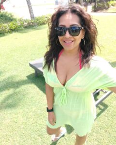 Meghna Naidu Instagram - Matching the grass for a change 🤣

#srilankabeach 
#srilanka 
#bentotabeach 
#bentota 
#beachbabe 
#meghnanaidu 
#thankfulfortoday 
#photooftheday