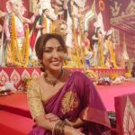 Mouli Ganguly Instagram - Happy dushera Shubho bijoya ♥️🙏 . . Wearing @sujatradesigns . @northbombaydurgapuja . . . @matsya_media @pr365_pr