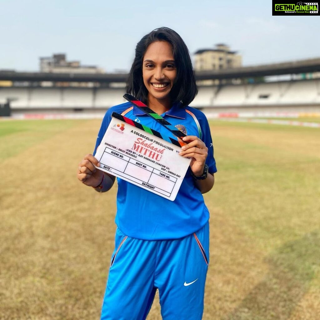 Mumtaz Sorcar Instagram - Today on our pride @mithaliraj ‘s birthday, it gives us great pleasure, jitters and excitement to announce that our film “Shabaash Mithu” releases on 15/7/22 at theatres near you!! 😃🏏🎉 Get ready to be bowled over!! 🤟🏻😉 @mithaliraj @taapsee @viacom18 @viacom18studios @srijitmukherji @ajit_andhare @priyaaven @colosceum_official #shabaashmithu #womaninblue