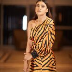 Naira Shah Instagram - Tigress🐯 @siimawards 2k23 Pic credits @anoop.devaraj Outfit @sunnypariani7 @house_of_zen_official Mua. @amnaasif_makeupartist @sonam_makeupartist21 Dubai, United Arab Emirates