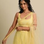 Namita Krishnamurthy Instagram - Someone cast me as Indian Belle now please 🌼✨ Outfit: @studio_l_by_lini Jewelry: @narayanapearls MUAH: @meticulous_makeovers @jiyamakeupartistry Photography team: @the.portrait.culture @portraitsby.pb @sat_narain #namitakrishnamurthy #princessvibes