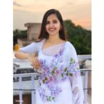 Nanditha Jennifer Instagram - I'm not getting older, I'm just becoming a classic. 👍🏻🤍 Thank you Jesus 🙏🏻 . . Saree by @the_trendy_turns . . #blessed #smile #love #saree #instagram #instagood #instadaily #actress #jenniferr252 #thankyou #jesus