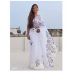 Nanditha Jennifer Instagram - Blessed is she who has believed that the Lord would fulfill his promises to her!”🙏🏻♥️🤍💜 . . Saree by : @the_trendy_turns Earring by : @abbis_trending_collection . . #blessed #beautiful #smile #cute #tissuesaree #love #sareelove #actress #jenniferr252 #instagram #instadaily #instadaily #likesforlike #whitefloralsaree #thankyou #jesus #