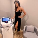Nathalia Kaur Instagram - É com muita empolgação que eu venho aqui dividir essa MARAVILHA da tecnologia com vocês! O @muscleup.sp @muscleup.brasil No Muscle Up é usado o aparelho CM Slim que é o estimulador muscular mais avançado e intenso do mercado! Apenas 30 minutos equivalem a mais de 20.000 contrações musculares 💪 (o equivalente a 20.000 abdominais, por exemplo) Alguns resultados são: ✔️ Hipertrofia e força muscular ✔️ Quebra de gordura ✔️ Redução de medidas ✔️ Potencializa o ganho de massa magra Cada sessão tem duração de 30 minutos e é 100% passivo, vc só deita e deixa a máquina fazer o resto 😱😍 Eu escolhi o posterior de coxa, por para mim é a área que tenho mais dificuldade para aumentar a densidade muscular! Estou ansiosa pra ver os resultados e compartilhar o antes e depois com vocês 😍! Meus seguidores VÃO GANHAR 10% de DESCONTO (à partir da décima sessão, que é a quantidade de sessões aconselhável para que se possa ver melhor os resultados 😍) Qualquer dúvida manda um DM que eu respondo ok? ❤️ São Paulo, Brazil