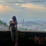 Nathalia Kaur Instagram - “Meu Rio de Janeiro continua lindo… 🎵 “ 🙏🏽🌟 Solar do Alto - Santa Teresa