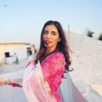 Nattasha Singh Instagram - 🥸
