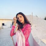 Nattasha Singh Instagram - 🥸