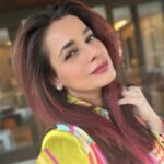 Neelam Kothari Instagram - Just like the seasons we all need a change 🍁🍁🍁🍂 Pink is my new hot favourite 💕💕💕