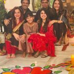 Neelam Kothari Instagram - Love light and happiness ❤️❤️ wishing you all a happy Diwali and a prosperous new year❤️ #diwali2022 #famjam