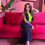Neelam Kothari Instagram - 💚💗💙 Issa vibe ✨ #fabulouslivesofbollywoodwives Season 2. Coming soon only on Netflix. Styling @eshaamiin1 Outfit @minisondhiofficial Jewellery @neelamjewelsofficial Shoes @monrowshoes Make up @mitavaswani 📸 @ekansh_katiyar Hair @hairgaragebynatasha