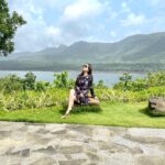 Neelam Kothari Instagram - I feel brand new! Needed this break with the family and the total wellness program of @atmantan has rejuvenated me.. with the help of the in house doctors, diet program and body composition. Never thought vegetarian food could be so amazing. . @atmantan_naturals #wellnessretreat Atmantan