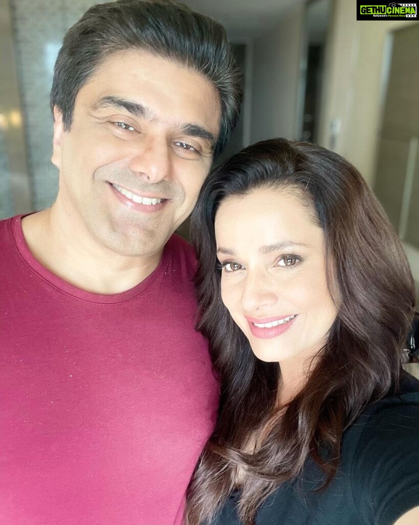 Neelam Kothari Instagram - Made in Heaven! 💖 😁😁 @samirsoni123 @zoieakhtar @primevideoin @tigerbabyofficial @madeinheaventv