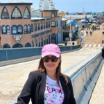 Neelam Kothari Instagram - Bright and sunny California ☀️☀️💖💖 @cry.america @crysandiego Santa Monica Beach and Pier, Santa Monica, California