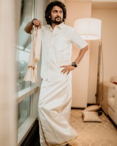 Neeraja Kona Instagram - Nani 🤍 @nameisnani 

📸 @adrin_sequeira 
#Dasara