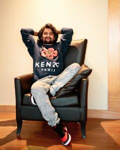 Neeraja Kona Instagram - Nani X Kenzo 
@nameisnani 😎

Sweatshirt @kenzo 
Jeans @diesel 
Shoes @nike 
Asst by @meghanaa_ch 
Hair @hairbylalith 
Photographer @sridharchadalawada 
#Dasara