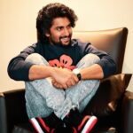 Neeraja Kona Instagram - Nani X Kenzo @nameisnani 😎 Sweatshirt @kenzo Jeans @diesel Shoes @nike Asst by @meghanaa_ch Hair @hairbylalith Photographer @sridharchadalawada #Dasara Mumbai - मुंबई