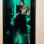 Neeraja Kona Instagram - 🧑🏻‍🎤 @shrutzhaasan Dress @deepikaaroralabel Asst stylist @manogna_gollapudi Photographer @dimensions.dmns