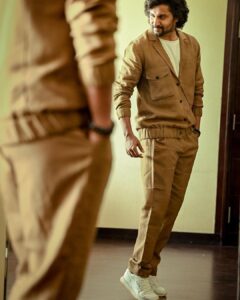 Neeraja Kona Instagram - 🔥 @nameisnani 

In @sonofanoble.snob 
Pics @sridharchadalawada 
#Dasara