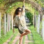 Neeti Mohan Instagram - Just cuz the Grass is Greener ☀️🌧️ 📸: @nikhilpanditphotography