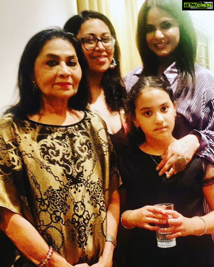 Neetu Chandra Instagram - Last evening was overwhelming and Heart touching. Met my dearest friend @smritimundhra lovely @ChandraMundhra and Smriti s little angel daughter Isabel after years, Isabel in particular... held her when she was tiny 1year old in my arms and then yesterday when she is 6 now. So proud that Smriti found soooo many fans in India through her extraordinary work on Netflix s original reality show..as a creator of INDIAN MATCHMAKING then ROMANTIC. In 2020 she was nominated at Oscar's for the Best Documentary short of her film St. Louis Superman. My association with Smriti is through Director Jagmohan Mundhra sir, whose last film was APARTMENT and I was the lead. Jag sir was a guide, a philosopher, a father figure for me, especially after I lost my father.. Jag sir use to tell me stories of Smriti s childhood and how he was so proud in everything Smriti does... Today, wherever you are, you must be witnessing your predictions Jag sir.. we all are so proud of her too.. A sister to me with so much warmth and care. Chandra Ji, Jag sir s wife, Smriti s mother.. a mother figure to me, a friend, my guardian in Los Angeles and a perfect picture of calmness, smile, warmth n humanity... Ever you ask her.. HOW ARE YOU CHANDRA JI, SHE WILL SAY, "I AM PERFECT," yes, INDEED.. YOU ARE ❤️🤗 Since we both are Chandra, people generally think she is my mother.. Love you Chandra Ji. You have an awesome extended family as well, all of them... I met yesterday and felt as if I already knew them. . Thank you so much for Never ending hugggggs, love and care. See you soon. . Love you 3... kisses kisses 💋 ❤️❤️🤗🤗🤗