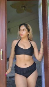 Neha Bhasin Instagram - Geela mann shayad goa mein hi chadd ayi hoon. Missing my pool, craving the silence and the sun kist bikini vibes.
Untill we meet again :) Goa

#nehabhasin