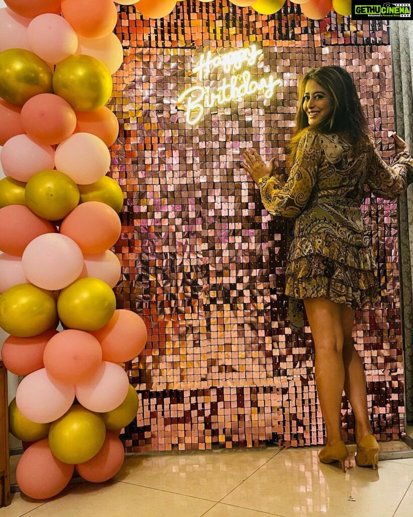 Nidhi Subbaiah Instagram - Thankyou everyone for all the calls, messages, wishes and blessings! Im blessed to have you guys in my life! ♥️♥️♥️ A great bday was had! Shoutout to @silk_and_ribbon_events for turning my apartment into a disco wonderland ! It was a hit! ♥️Dancing my way into the new year now 🕺🏽🕺🏽🕺🏽