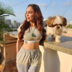 Nikita Rawal Instagram - Only love today. Be kind to yourself.” #nikitarawal #selflove #self #positivity #sunset