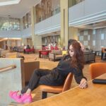 Nikita Rawal Instagram - Monday mood 😴 🖤 #monday #mondaymotivation #travel #travelblogger #travelphotography