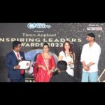 Nikita Rawal Instagram - Inspiring leaders award 😍 getting it from @harbhajan3 is truly inspiring ✨️ . . . . #award #newsong2023 #actor #awardshow #songs #award2023 #publicfigure #harbhajansingh #influencer #proudmoment #proudparent #lovesongs #nikitarawal #gairchunliya