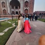 Nikita Rawal Instagram - My forever valentine 💝 ♥️ @itsaastharawal #mylove #mysister #soul #soulmates #myforever Agra, Uttar Pradesh