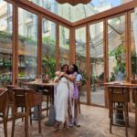 Nikita Rawal Instagram - “To the world you may be just one person, but to one person you may be the world.”❤❤ My half @pakkhihegde #frendship #freinds #freindshipgoals #together Kishore Kumar Bunglow