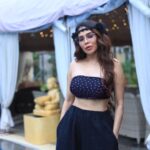 Nikita Rawal Instagram - I'm at my best when things are relaxed and easy-going. #nikitarawal #chilzone #relex #banjara #shoot
