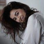 Nikki Galrani Instagram - Felt cute, might not delete ever🤍 @jaan_moni_das x @ @joe_elize_joy x @_harikumar._