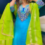 Nisha Bano Instagram - 🫶🏻🌸 #nishabano #desiqueen #punjabisuit #suit #instareel Suit by @guntazsilkstore