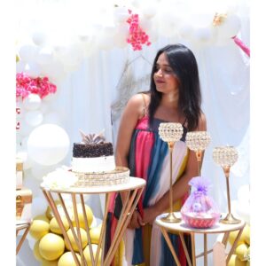 Nisha Ravikrishnan Instagram - 9.6.2023 🧸
Here for cake , and cake only 🧁
happy birthday to me🧚‍♀️

Pc: @manjunathmagaji24
Event: @lavishevents.in
#nimmanisharkn 
🖤🤍