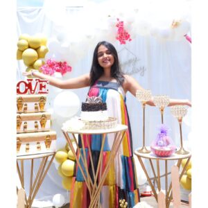 Nisha Ravikrishnan Instagram - 9.6.2023 🧸
Here for cake , and cake only 🧁
happy birthday to me🧚‍♀️

Pc: @manjunathmagaji24
Event: @lavishevents.in
#nimmanisharkn 
🖤🤍