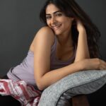Palak Lalwani Instagram - Going bare face for a Photoshoot makes me nervous. I often find "flaws" that need to be covered. However, I gave it a go this time. @riteshkrishnan made it feel like a breeze, and I gained some confidence 🤍