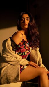 Palak Lalwani Instagram - The Golden ✨✨
.
shot by @riteshkrishnan