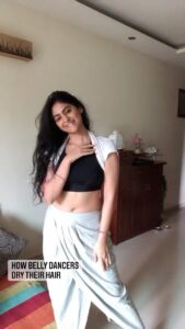 Palak Lalwani Instagram - Based on true events!
Does anyone relate?😅
.
.
#justbellydancerthings