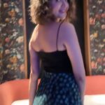 Parull Chaudhry Instagram - No caption needed Top @zara Skirt : bought fabric & got it tailored Shoes @inorbitmallmalad #parullchaudhry #actor #influencer #contentcreator #parullians #explore #bhagyalakshmi #jofithaiwohhithai #traveller #vlogger #chaudhryonthego #fashion #fitness #beauty #lifestyle #fashionblogger #beautyblogger #yogini #fitnessmotivation #travel #saasbahuaurbetiyaan #parullkipaltan #ootd Mumbai - मुंबई