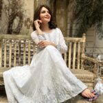 Parull Chaudhry Instagram - For the Love of White Gorgeous mul cotton kurta @nehamtaonline PR @socialsbyshi Hair @dethejaya Jewellery @shaikhaasifa626 #ootd #parullchaudhry #actor #influencer #contentcreator #parullians #explore #bhagyalakshmi #jofithaiwohhithai #traveller #vlogger #chaudhryonthego #fashion #fitness #beauty #lifestyle #fashionblogger #beautyblogger #yogini #fitnessmotivation #travel #saasbahuaurbetiyaan #parullkipaltan Mumbai - मुंबई