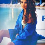 Pooja Batra Instagram - However Vast the darkness, We must supply our own light - Stanley Kubrick 📸 @sumayra._ Hair’n’💄@aana.akhan Park Hyatt Dubai Creek Golf & Yacht Hotel