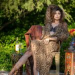 Pooja Batra Instagram - Happiness is not a goal, It’s a by-Product ~ Eleanor Roosevelt 📸 : Gabor Ekecs 👉www.ekecs.com Art Direction : @billybutchkavitz & #brianbutchkavitz stylist : @gabylogrr Jewelry: @thegempalace 👠: @dior 👗: @ratandboa Los Angeles, California