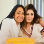 Pooja Batra Instagram - AND WE ARE BACKKKKKK… I don’t believe friendship means forgetting or even forgetting… it means being there for for the other person when the rest of the world has left and above all it means NEVER forgetting the memories and the reason you were friends in the first place. Welcome back in my life my doll @poojabatra and thank you for this my lovely friend @inder_sudan you are a true buddy